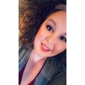 Meet your Posher, Annie